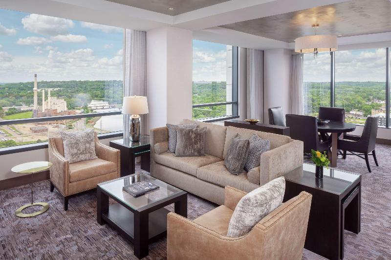 Hilton Rochester Mayo Clinic Area image