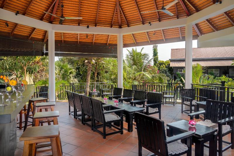 Reveal Angkor Hotel image
