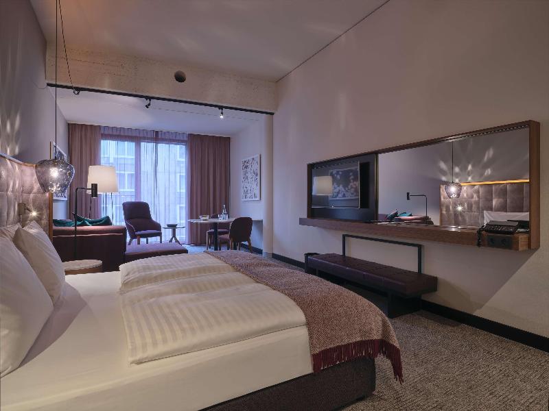 Adina Apartment Hotel Nuremberg image
