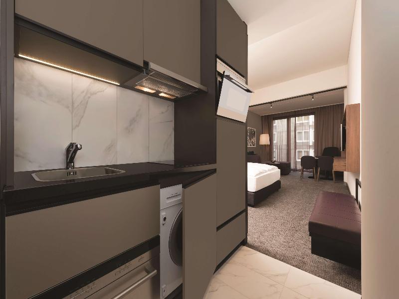 Adina Apartment Hotel Nuremberg image