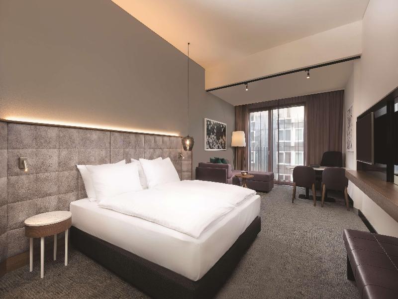 Adina Apartment Hotel Nuremberg image
