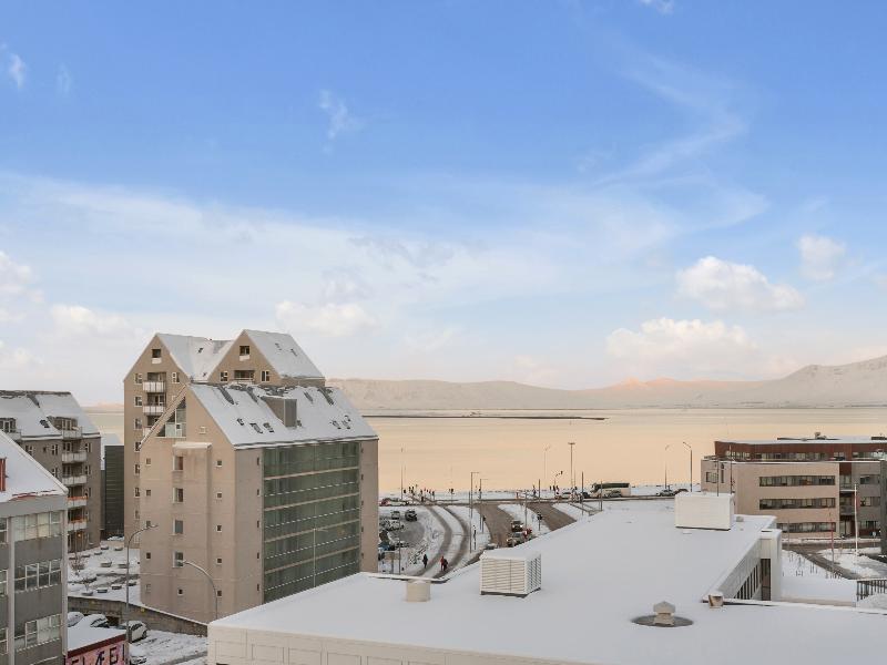 Hlemmur Suites — exterior view