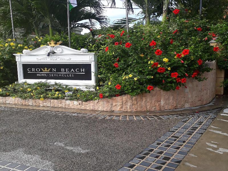 Crown Beach Hotel image