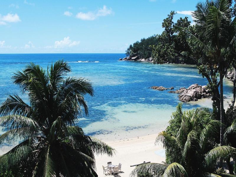 Crown Beach Hotel image