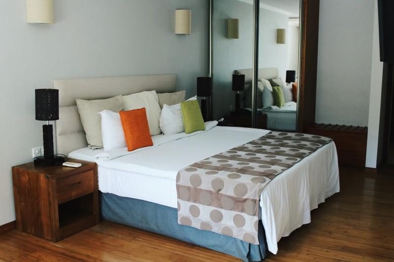 Crown Beach Hotel image