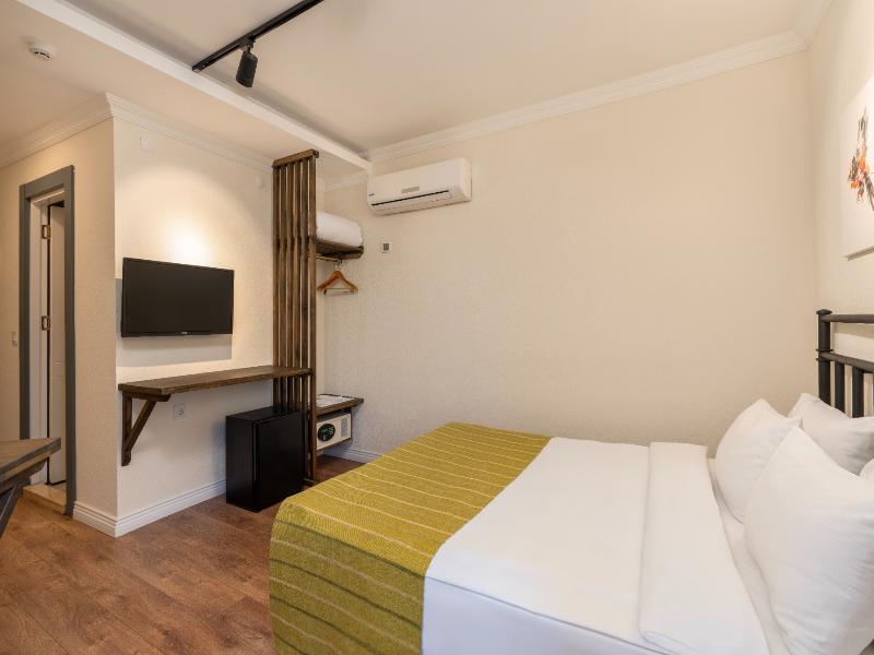Azuu Boutique Hotel image