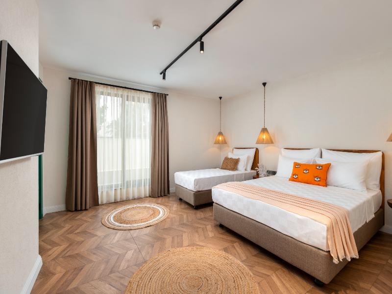 Azuu Boutique Hotel image