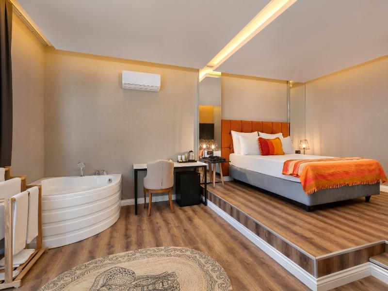 Azuu Boutique Hotel image