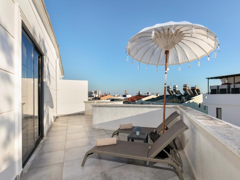 Azuu Boutique Hotel image