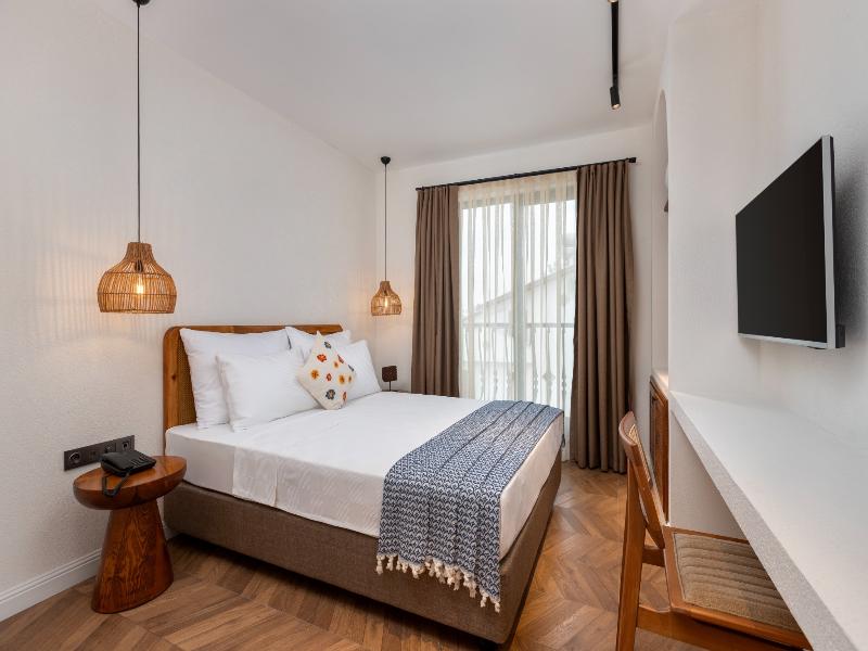 Azuu Boutique Hotel image