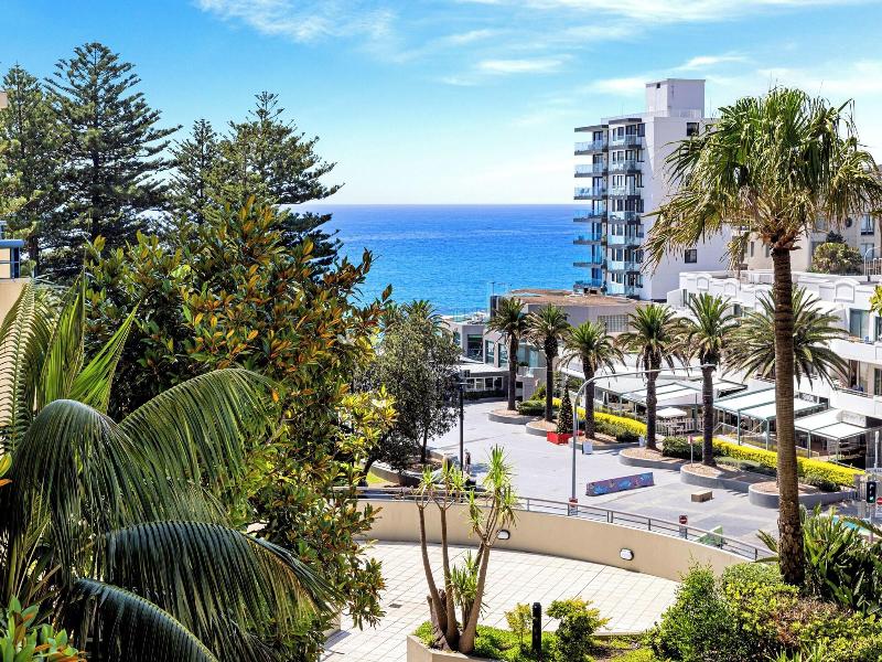 Quest Cronulla Beach image