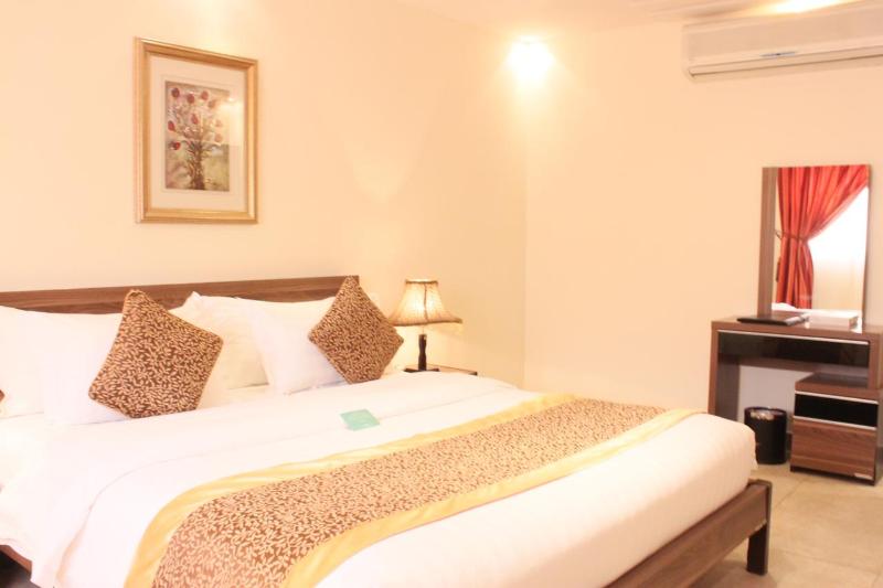 Boudl Al Nakheel Hotel image