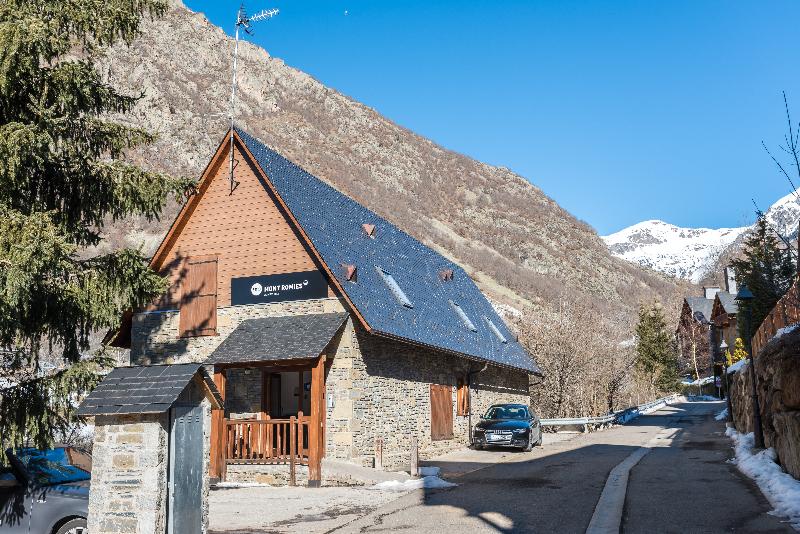 Snö Apartamentos Mont Romies Unhola image