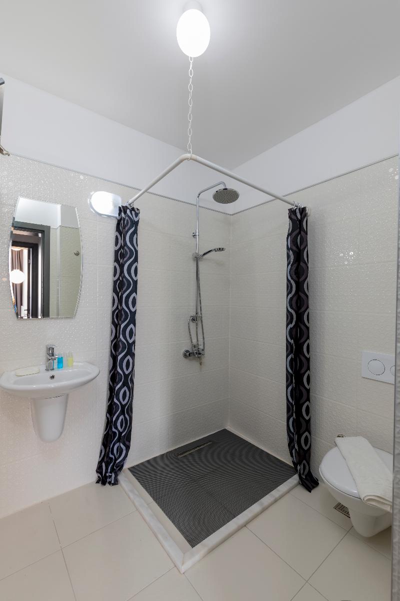 Delight Deluxe Hotel & Spa image