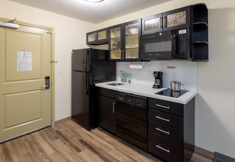 Candlewood Suites Rochester Mayo Clinic Area photo 22