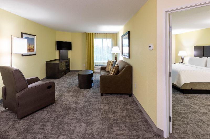 Candlewood Suites Rochester Mayo Clinic Area photo 18