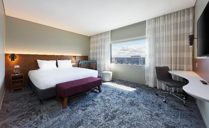 Holiday Inn Express Newcastle image