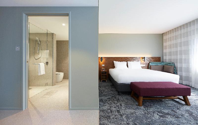 Holiday Inn Express Newcastle image