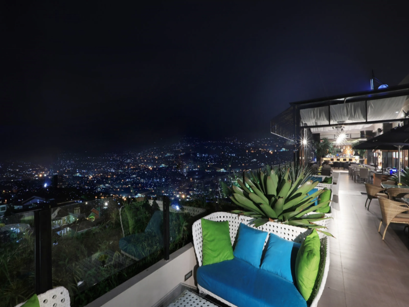 Aston Inn Batu — general view