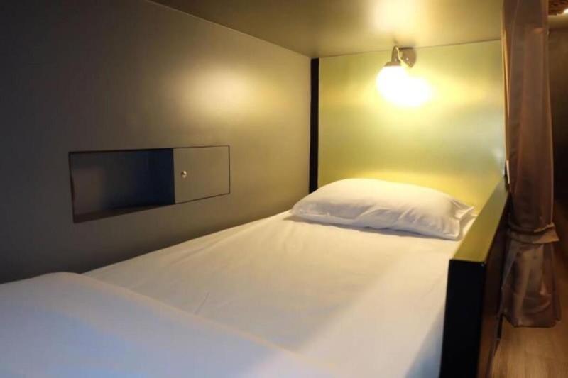 Four Sisters Homestay image