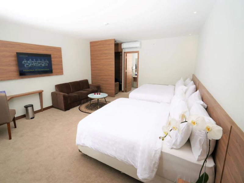 Aston Inn Pandanaran - Semarang image