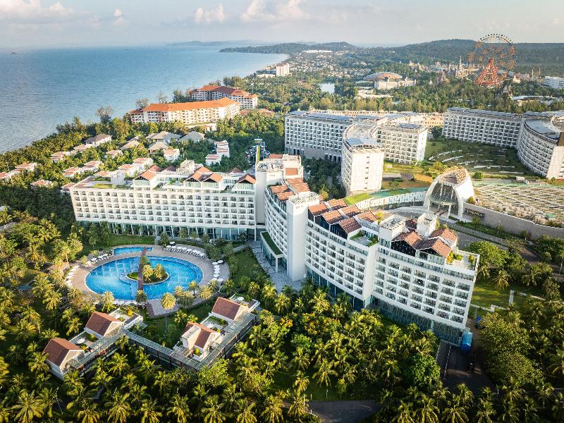 Radisson Blu Resort Phu Quoc image