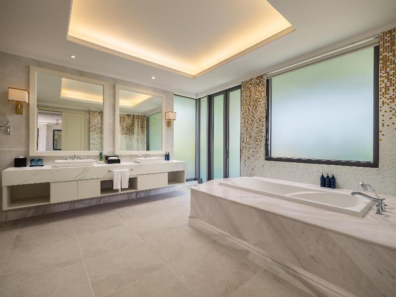 Radisson Blu Resort Phu Quoc image