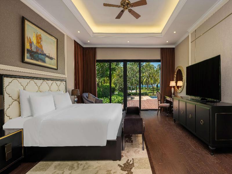 Radisson Blu Resort Phu Quoc image