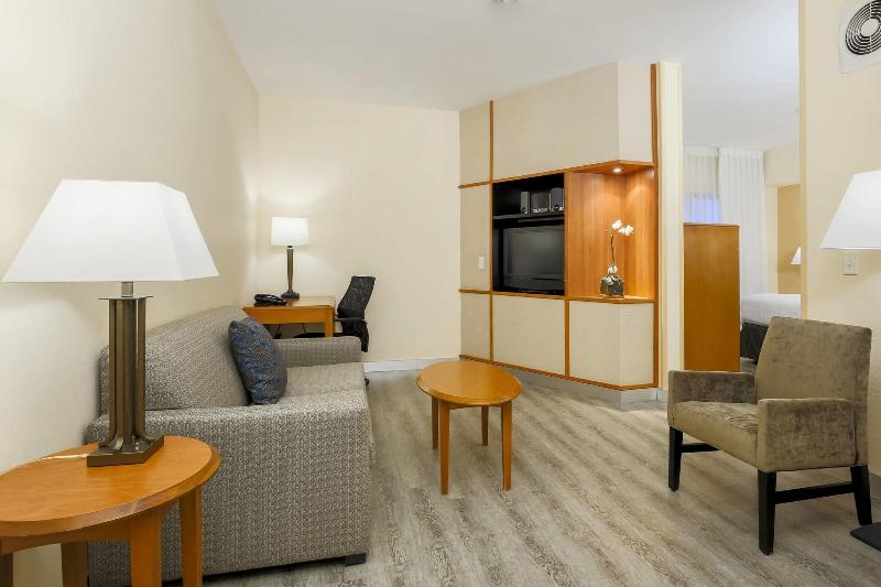 Fairfield Inn & Suites Temecula image
