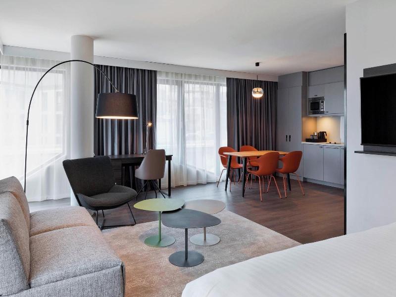 Residence Inn Frankfurt City Center image