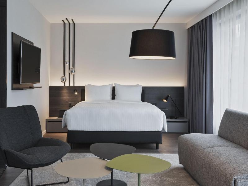 Residence Inn Frankfurt City Center image