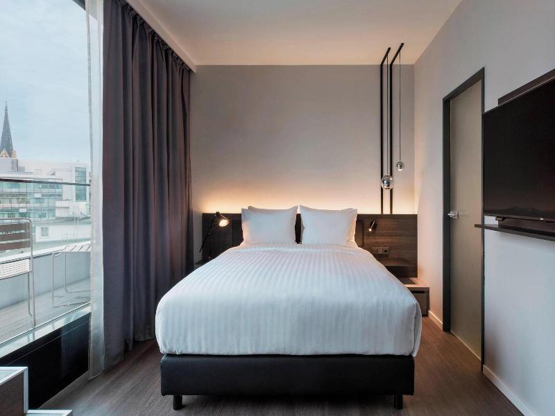 Residence Inn Frankfurt City Center image