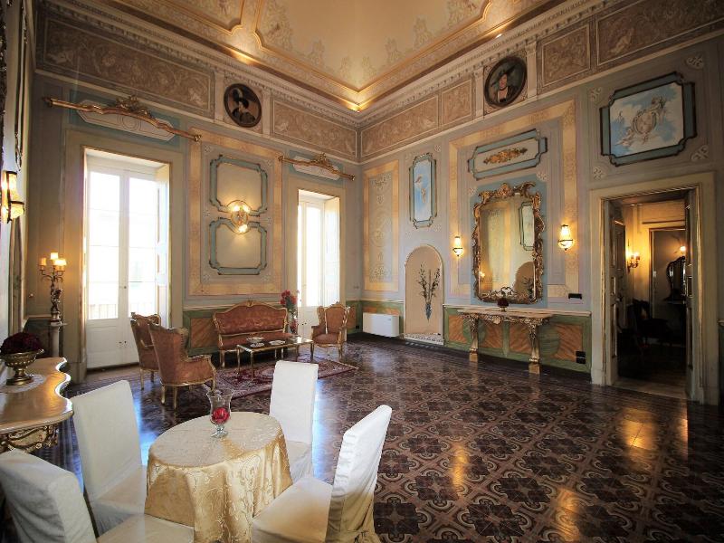 Hotel Palazzo De Castro image