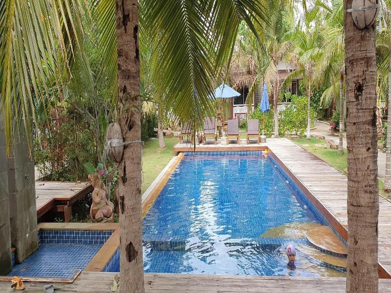 Isle Beach Resort image
