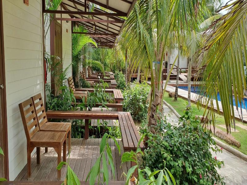 Isle Beach Resort image