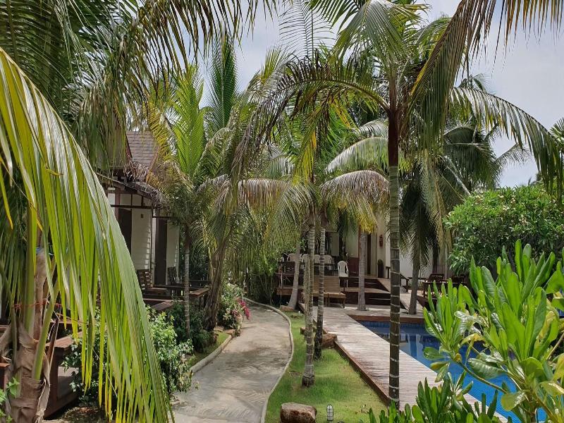 Isle Beach Resort image