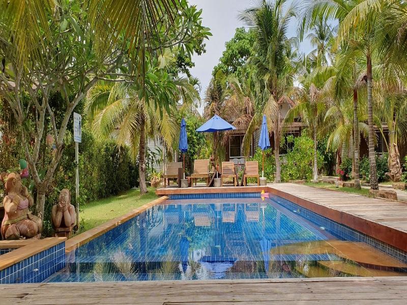 Isle Beach Resort image