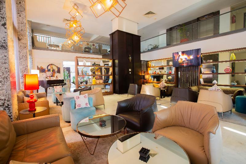 Lobby & Reception
