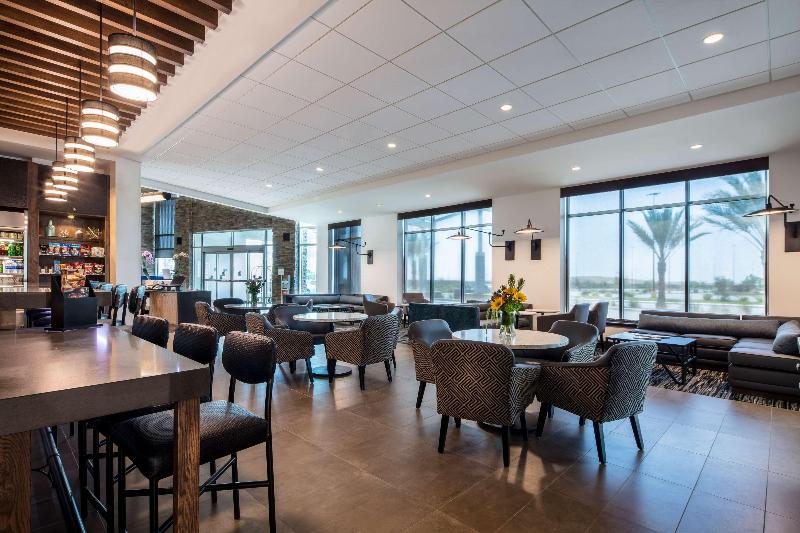 Hyatt Place Delano image
