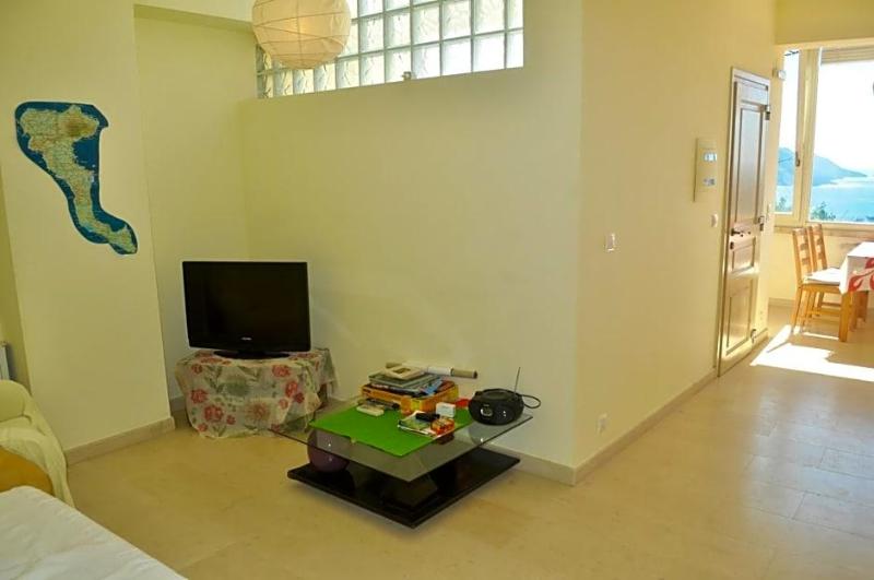 Melina Bay House image
