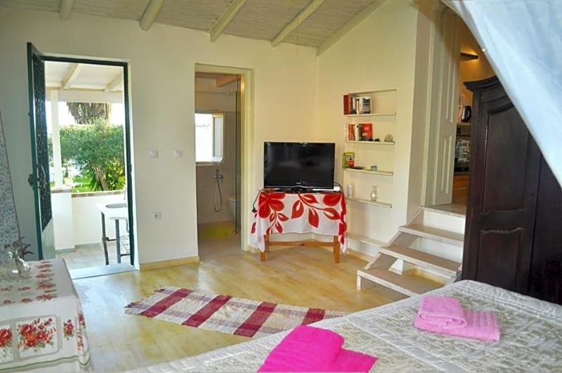 Melina Bay House image