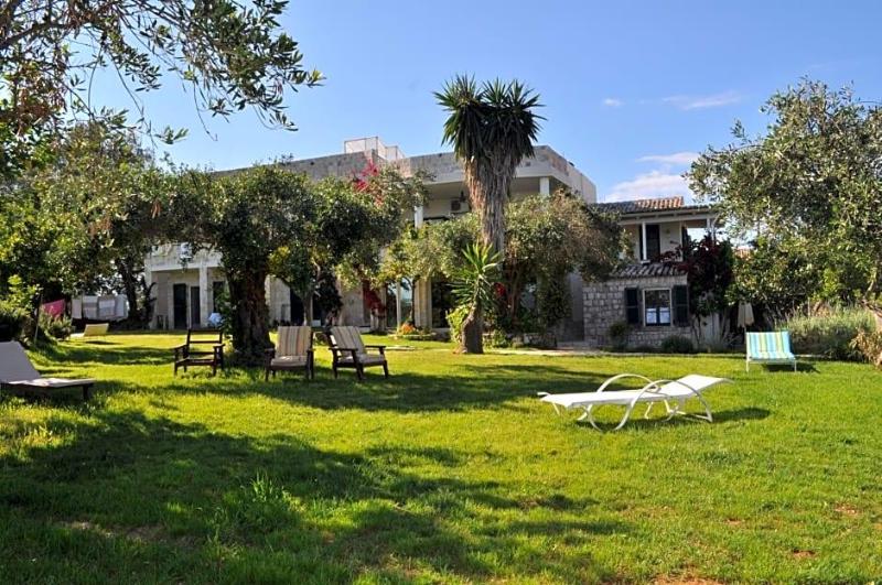 Melina Bay House image