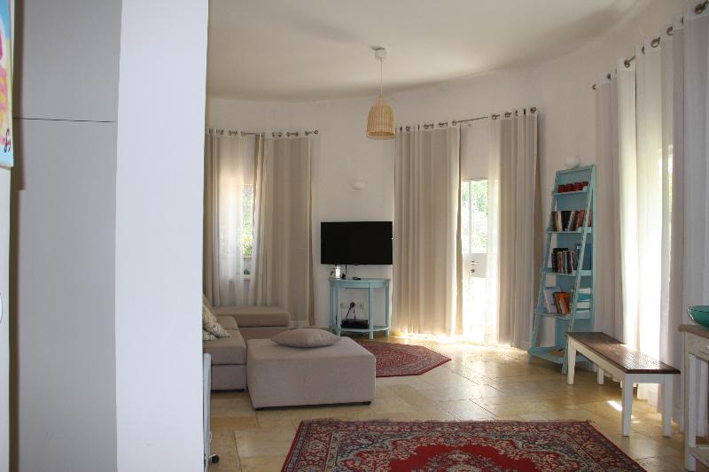 Pina Barosh BnB image