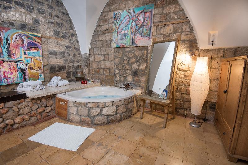 Pina Barosh BnB image