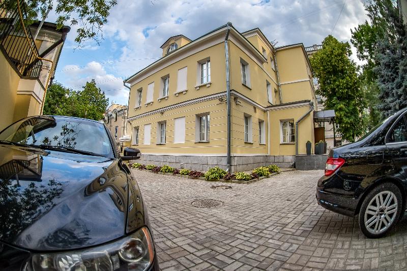 Menshicov Boutique Hotel