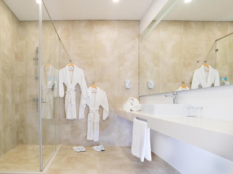 Ride Surf Resort & SPA image