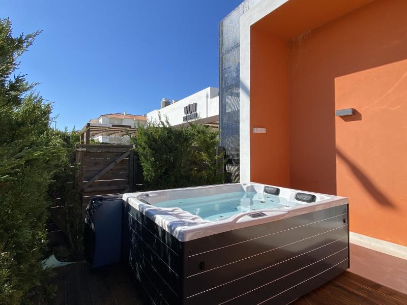 Ride Surf Resort & SPA image