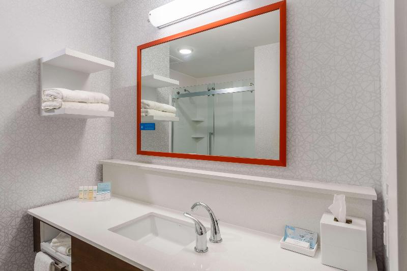 Hampton Inn And Suites Guymon image