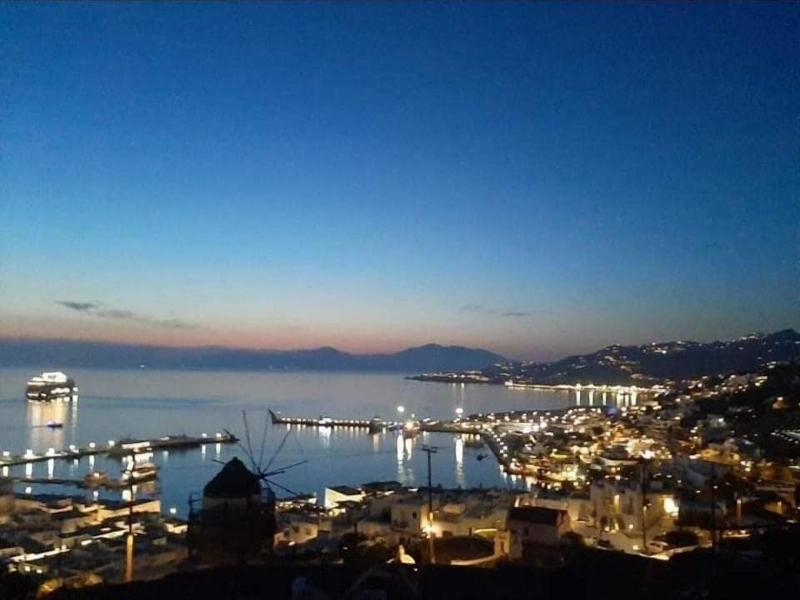 Mykonian Breeze