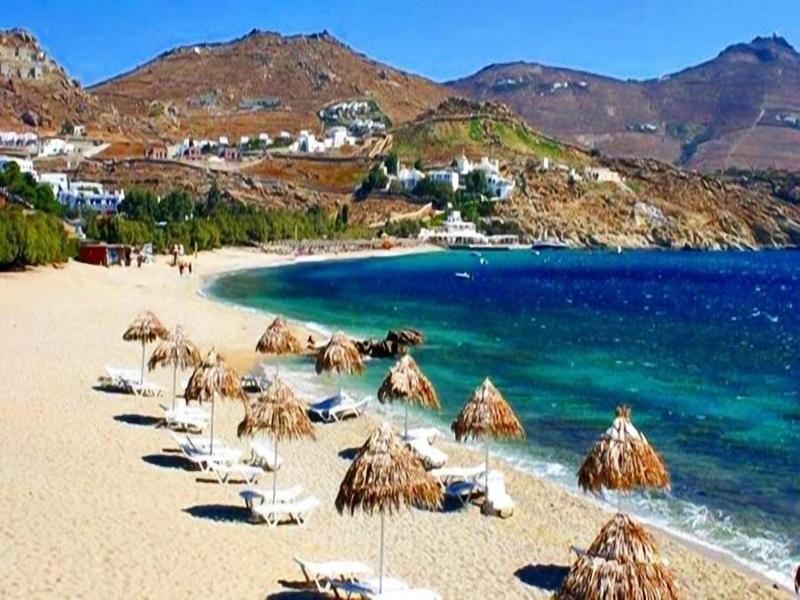 Mykonian Breeze